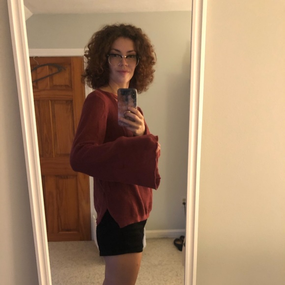 Pink Rose Sweater - Picture 4 of 4